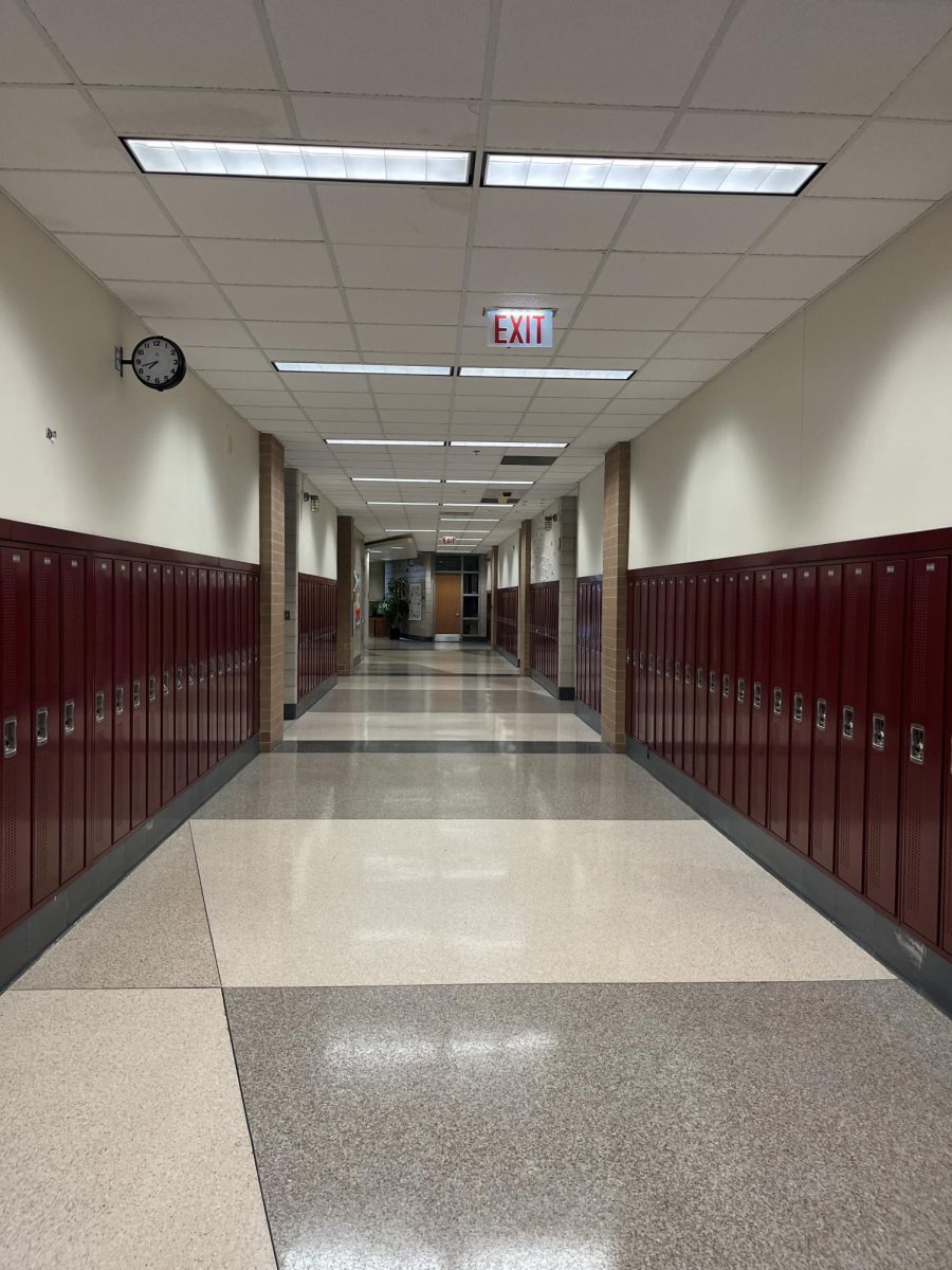 Empty hallway before block D starts 