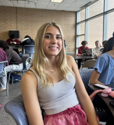 Vivian Jelinek (Sophomore) spent her break touring University of Michigan with her family. 